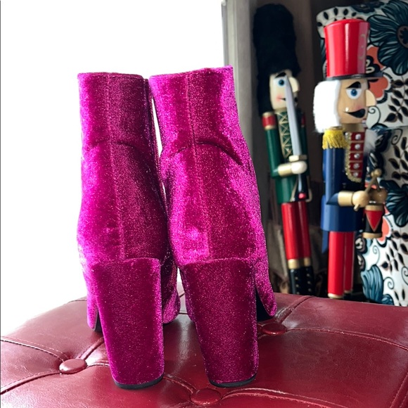 Shoe Dazzle Pink Ankle Booties with Sleek Design - Picture 3 of 4